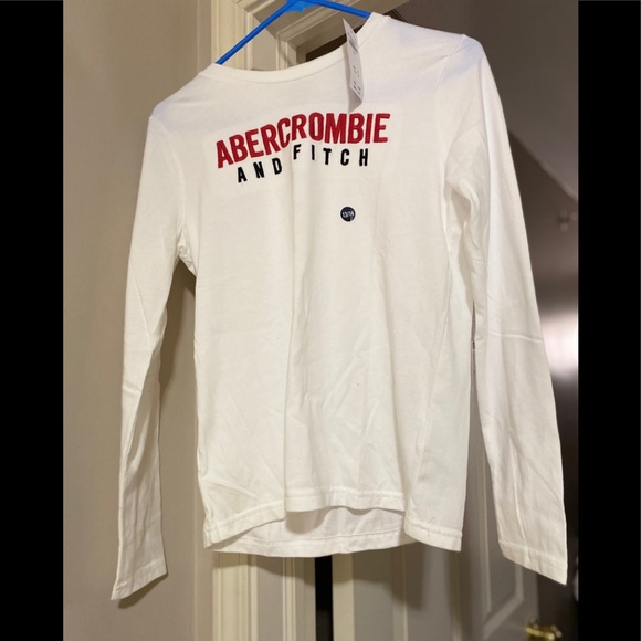 Brand New long sleeve shirt